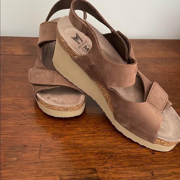 Mephisto Brown Women's Sandals - Picture 2 of 6
